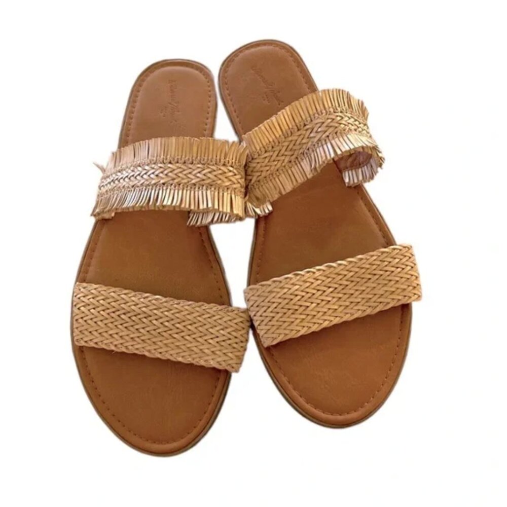 Universal Thread Sandals - Size 8